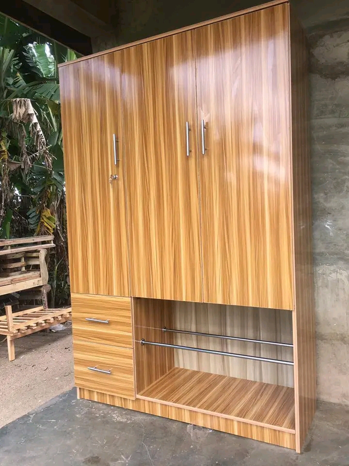 Carpenter and furniture services