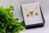 Zirconia necklace and earrings