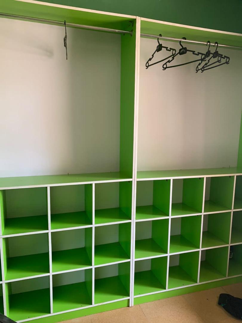 Clothe and shoe shelve