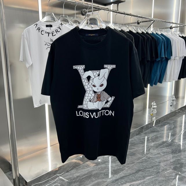 Louis Vuitton T-shirt