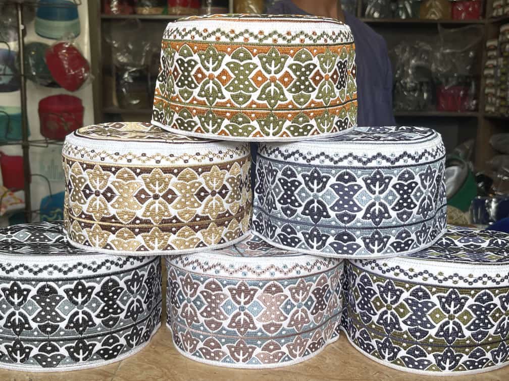 Dubai caps