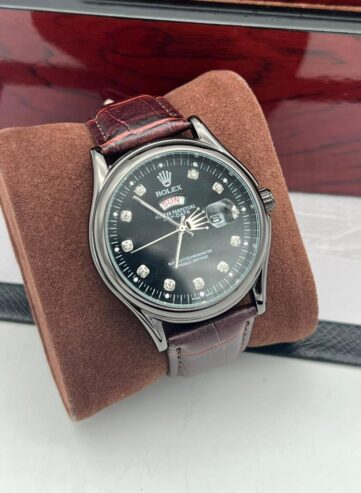 Leather wrist watch