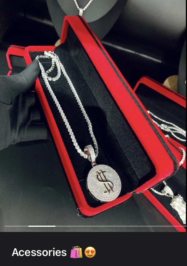 PRESH COUTURE & ACCESSORIES