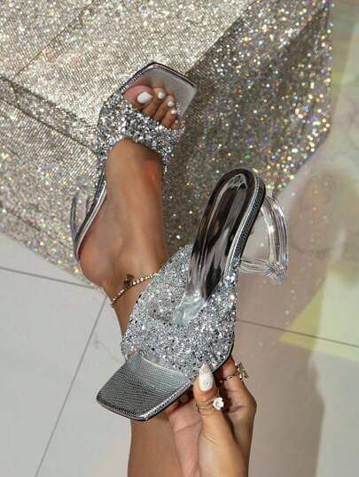 Shoe