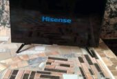 Neat 42inches hisense smart tv for sell