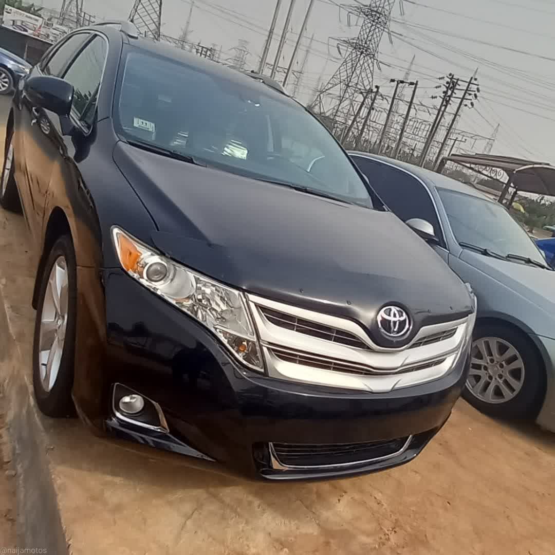 CUSTOM SALES OF VEHICLES