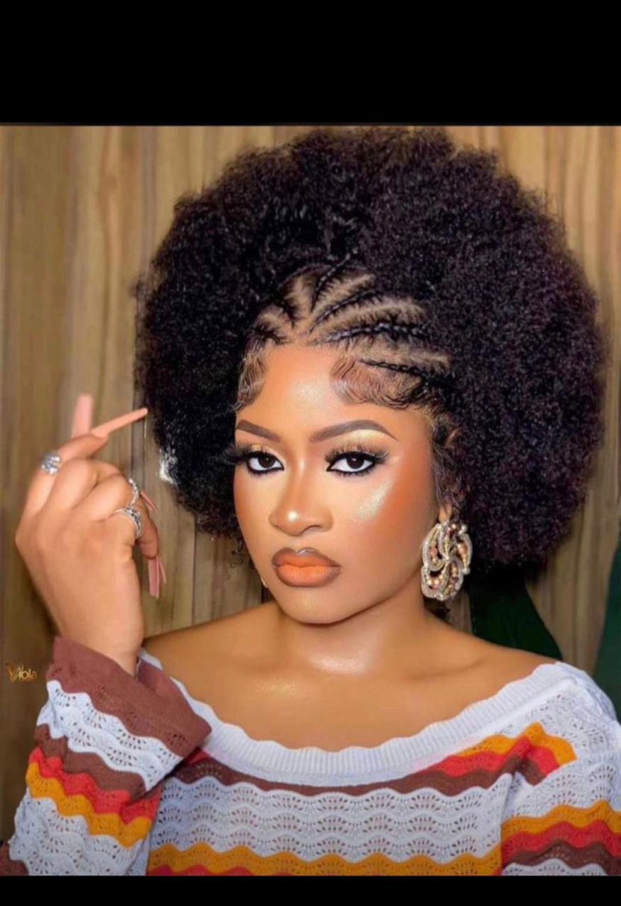 Tris wigz Luxury hairs, human hairs.