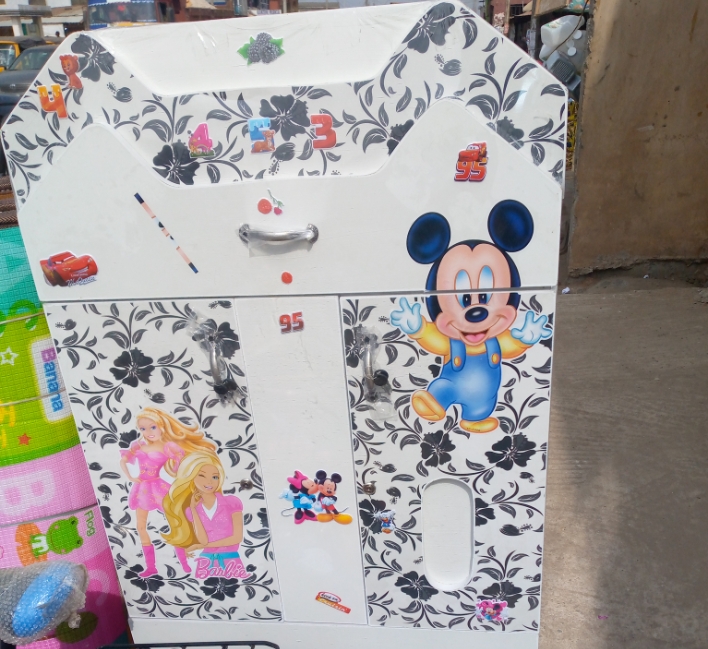Children’s/ Baby foreign plastic/ Wooden wardrobe/