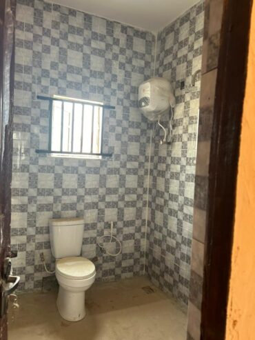 2 bedroom duplex in Elebu, Oluyole