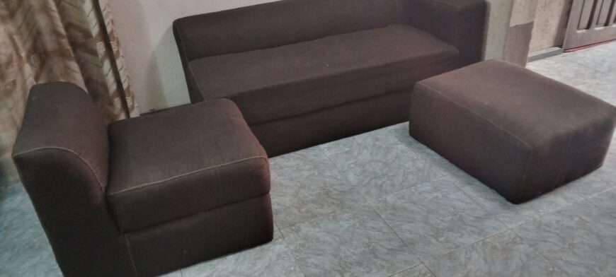 A set of couch furniture for sale