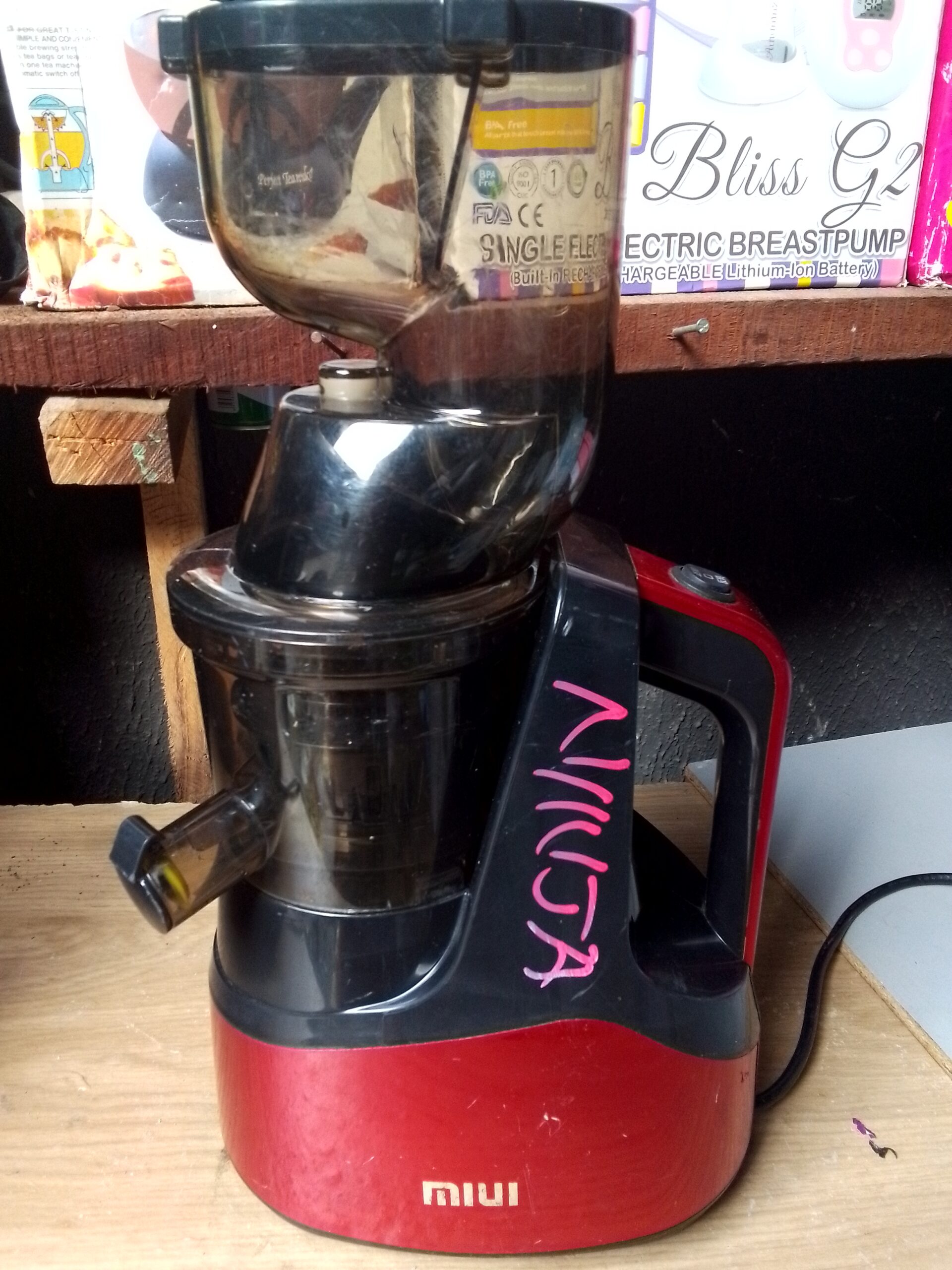 Miui slow juice extractor