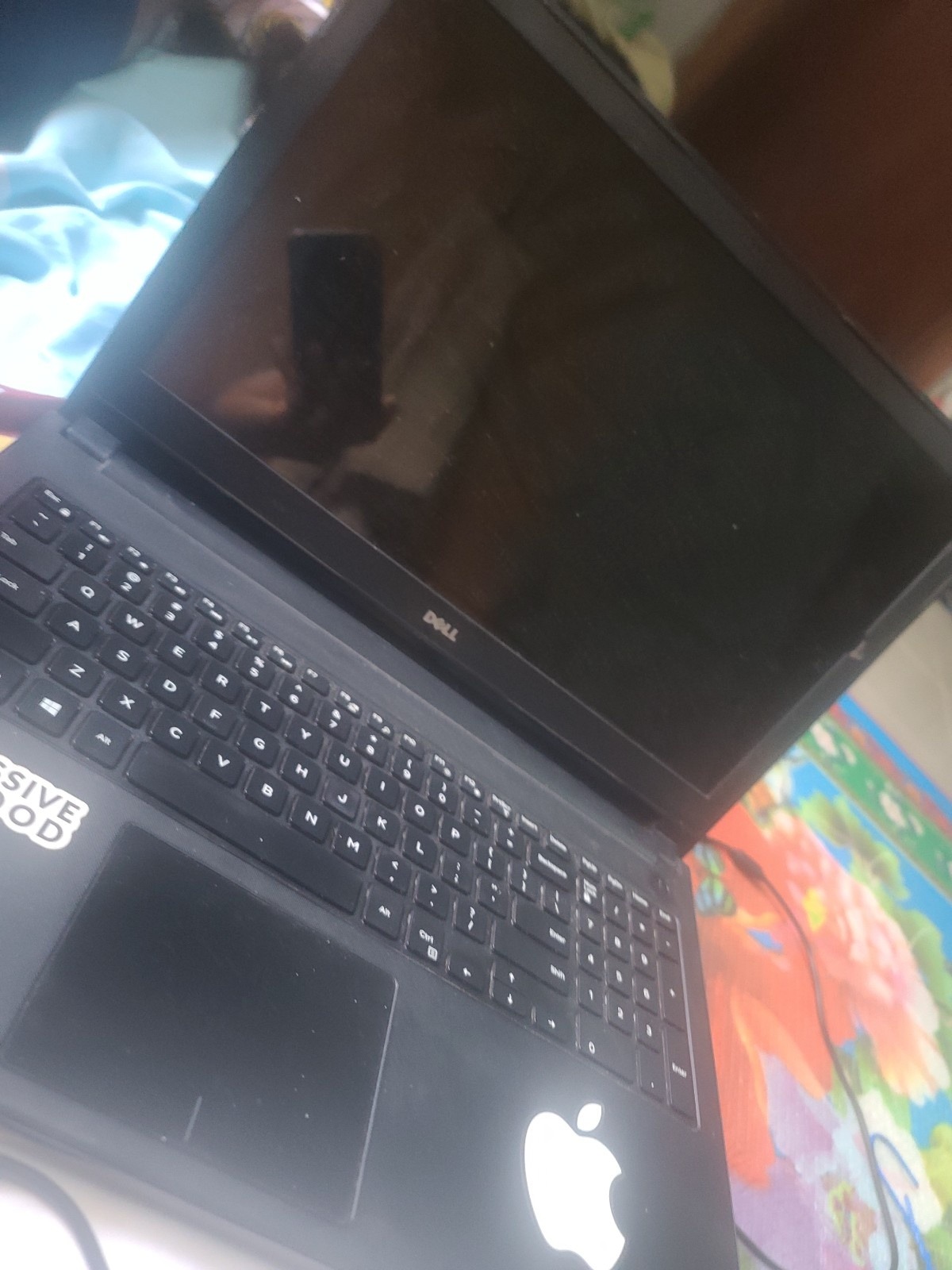Dell Inspiron 15 5558 8GB Intel core i3 512GB HDD